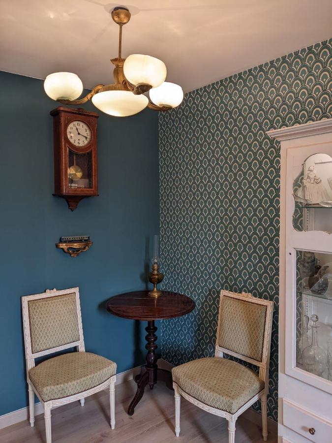 Suite Orient Express Dans L'Auberge Des Trains Mythiques Laniscat Exterior foto