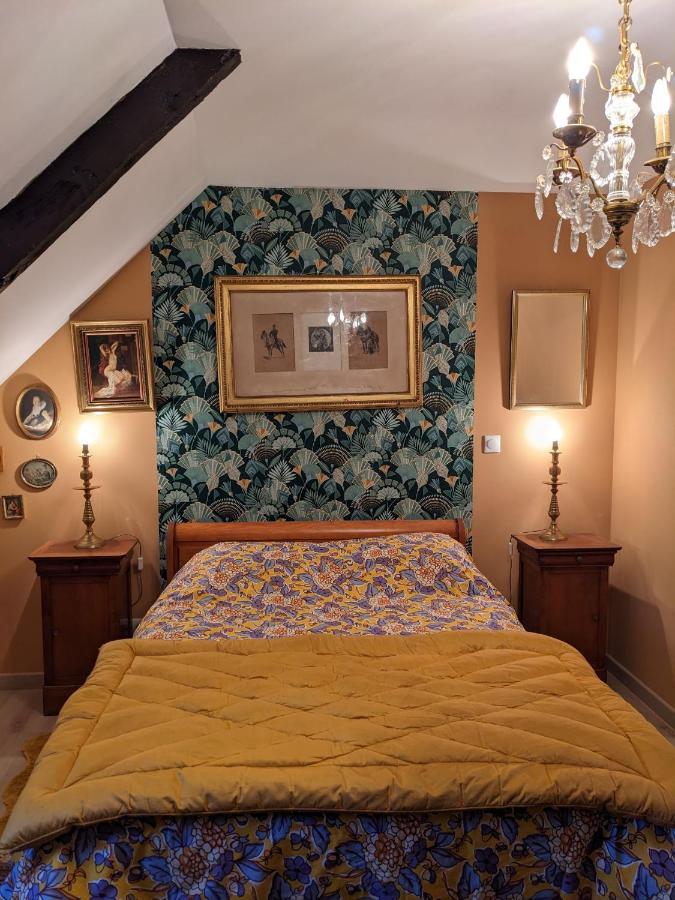 Suite Orient Express Dans L'Auberge Des Trains Mythiques Laniscat Exterior foto